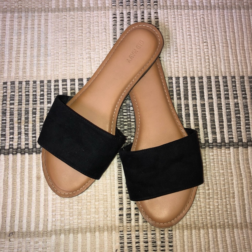 Old Navy Black Sandals